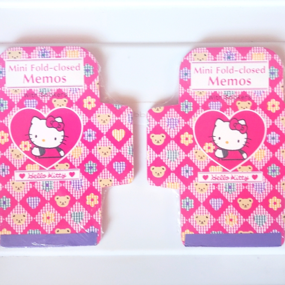 Vintage Hello Kitty Fold-Closed Memos